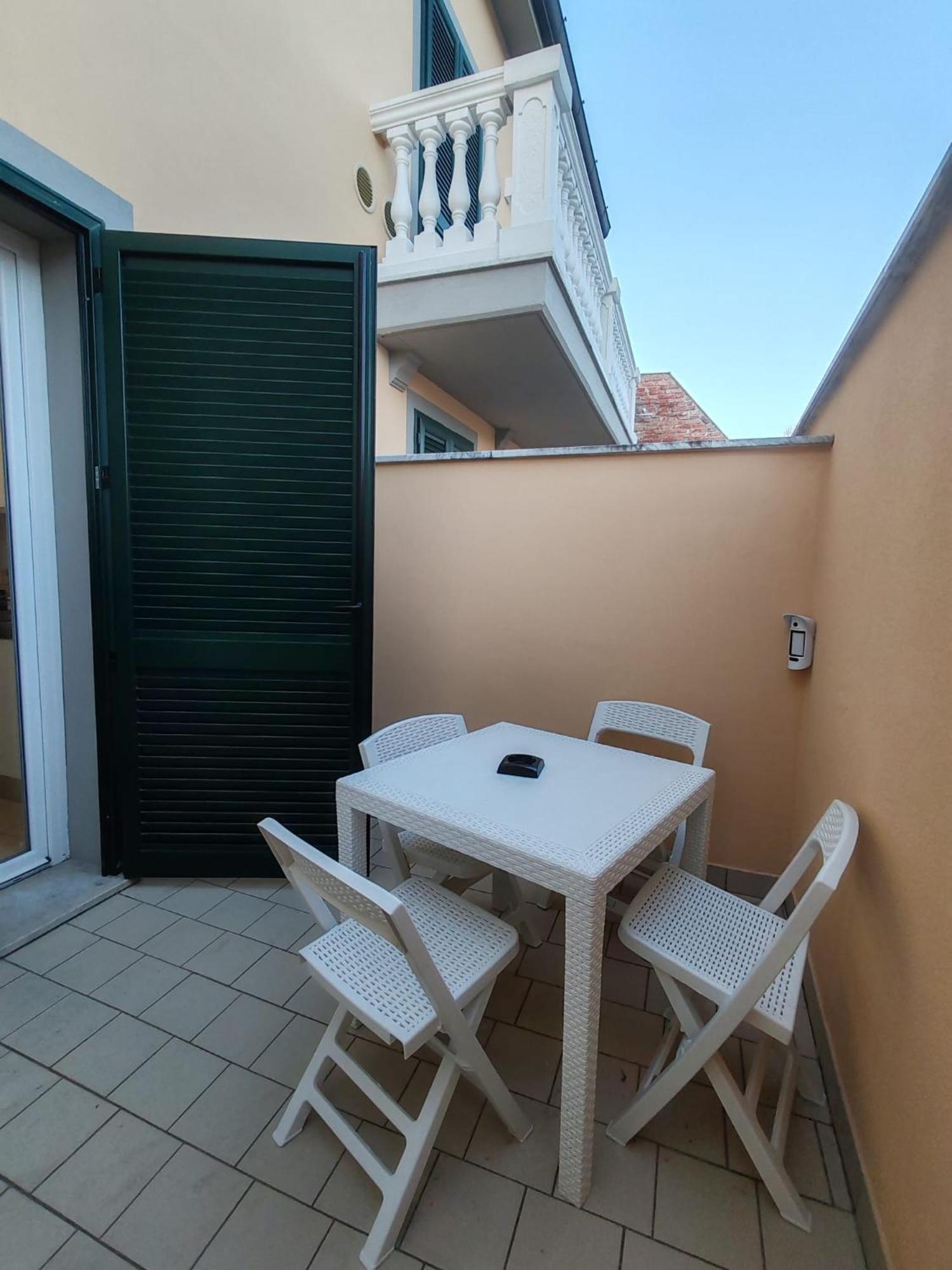 Ondina Apartment In Versilia Viareggio Eksteriør billede