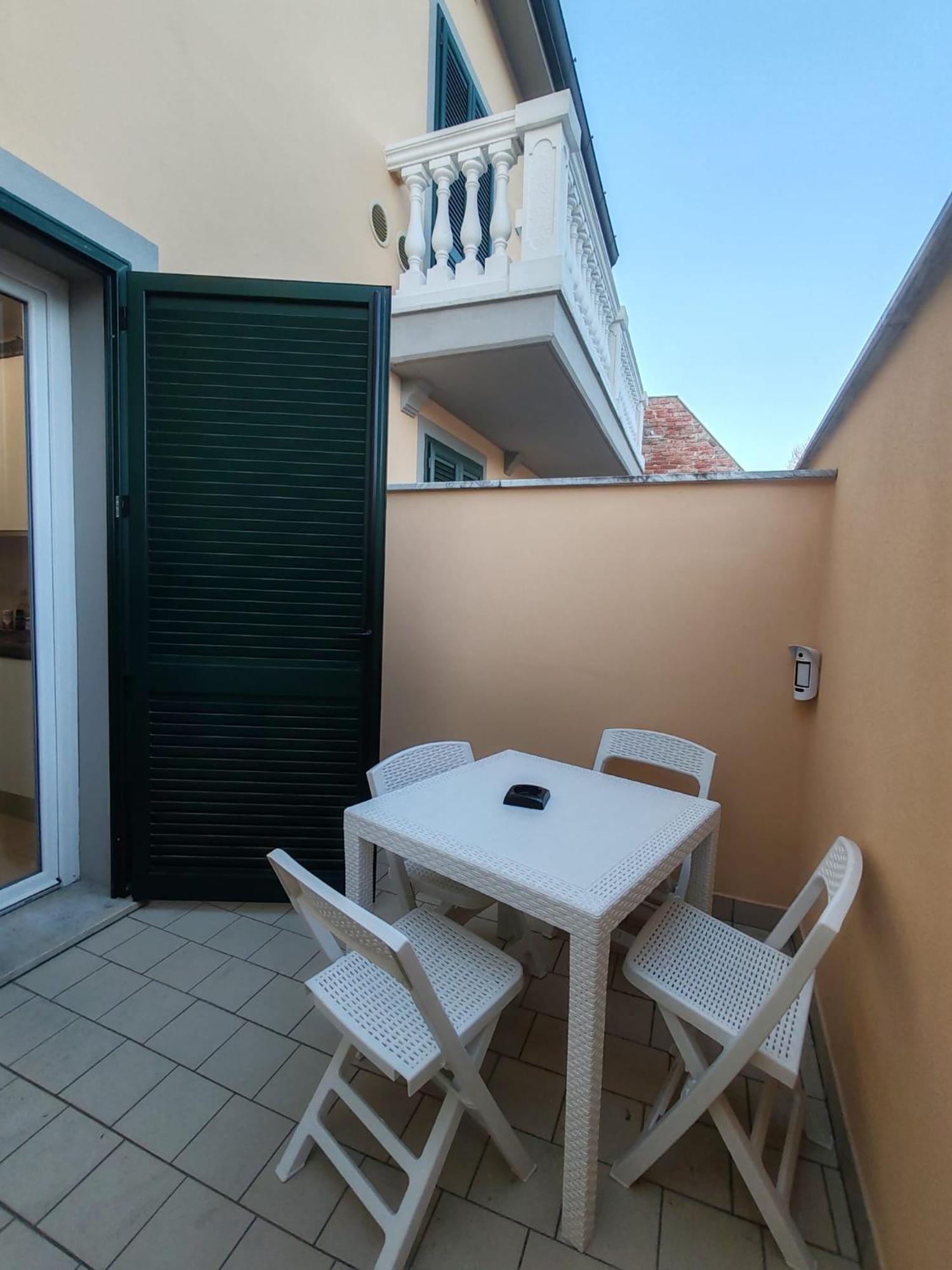 Ondina Apartment In Versilia Viareggio Eksteriør billede